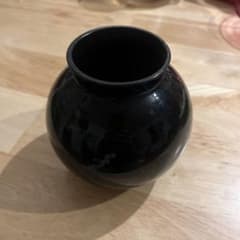 IKEA 黒色 丸型 花瓶 フラワーベースのサムネイル