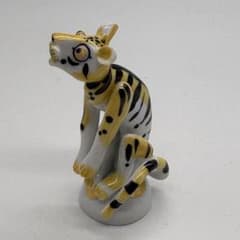Meissen マイセン 干支シリーズ トラ 虎 イエロー 置物 no.194 - メルカリ