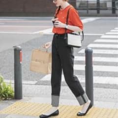 ブラックデニムパンツのサムネイル