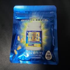 サントリー DHA & EPA プラスビタミン 30日分のサムネイル