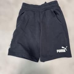 PUMA ブラックハーフパンツのサムネイル
