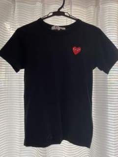 プレイコムデギャルソンの黒のTシャツのサムネイル