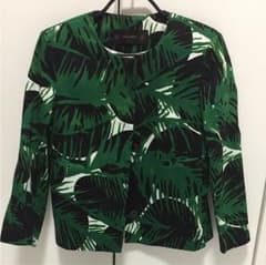 値引げ‼️ZARA. リーフ柄  ジャケットのサムネイル