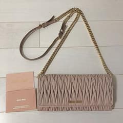 miumiu チェーンウォレットのサムネイル