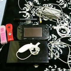 Wii U本体、リモコンプラス、センサーバーのセットのサムネイル