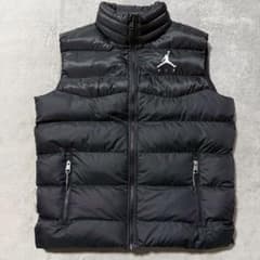 NIKE ナイキ エアジョーダン ダウンベスト ロゴ Mサイズ ブラック