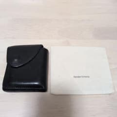 Hender Scheme エンダースキーマ 黒レザー 二つ折り財布のサムネイル