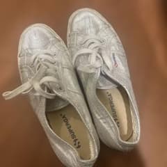 SUPERGA メタリックシルバー スニーカー　38のサムネイル