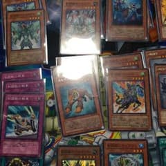 遊戯王 剣闘獣デッキのサムネイル