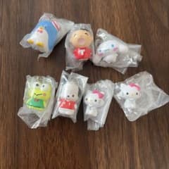 サンリオキャラクターズ めじるしアクセサリー 7種セットのサムネイル