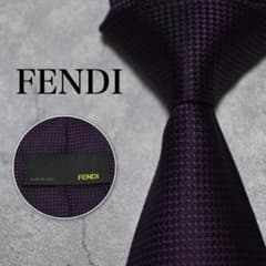 【極美品】FENDI フェンディ ソリッド ダークネイビー ネクタイ 美品】FENDI フェンディ パープル ソリッド ネクタイ - メルカリ