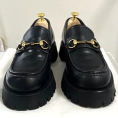 黒レザー ローファー 厚底 ゴールド金具 ビー ミツバチ - メルカリ