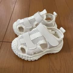 ホワイトメッシュサンダルのサムネイル