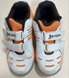Srixon バドミントンシューズ ホワイト/オレンジのサムネイル