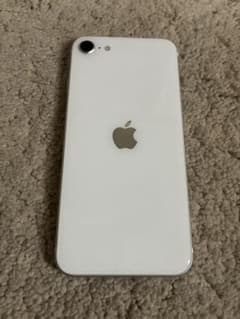 【12日まで】Apple iPhone SE (第2世代) ホワイト　64GBのサムネイル