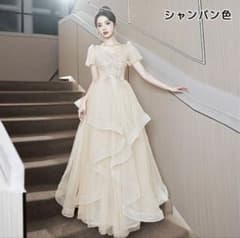 前撮り　二次会パーティードレスのサムネイル