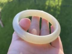 【天然和田玉】とろけるハチミツ色 バングル 58.5mmのサムネイル