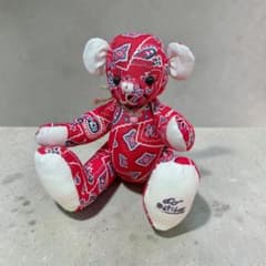 テディベア ぬいぐるみ バンダナ付き　ハンドメイド ハンドメイド バンダナ柄 テディベア ぬいぐるみ - メルカリ