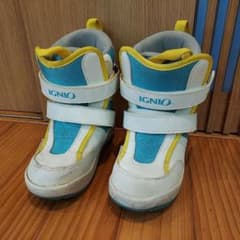 【専用】IGNIO スノーボードブーツ 19-19.5cmのサムネイル
