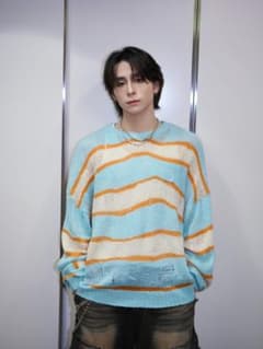 2*u様 INI西洸人着用モデル　Petush ストライプニットセーターのサムネイル