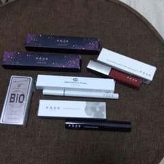 ワミレス化粧品　　★いちごみるくさま専用★のサムネイル