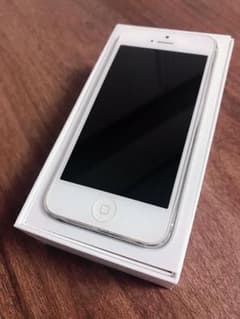 iPhone 5 White 16 GB Softbankのサムネイル
