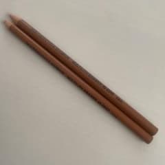 マルチリスイレーサー40-2547 鉛筆型砂消しゴム 6本セット　未使用 2本 マルチリスイレーサー40-2547 鉛筆型砂消しゴム - メルカリ