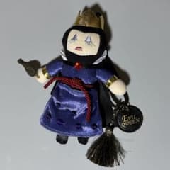 ディズニー イーヴィル・クイーン 白雪姫の女王 ぬいぐるみキーチェーンのサムネイル