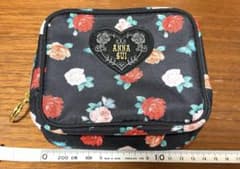 椿*K様 【新品未使用】ANNA SUI ポーチ＆タオル ギフトのサムネイル