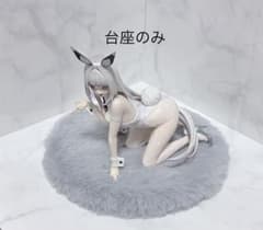 【ハンドメイド】ふわふわクッション台座 円形 グレーのサムネイル