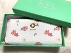 MISCH MASCH（ミッシュマッシュ）花柄　長財布のサムネイル