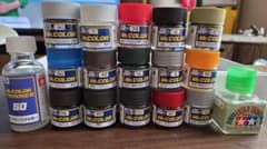 Mr.COLOR 塗料セットと溶剤のサムネイル
