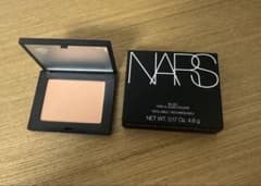 ＮＡＲＳ　ナーズ　ブラッシュ　Ｎ　927　DEVILISH マットペールピーチのサムネイル