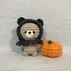 【ハンドメイド】あみぐるみ くま ハロウィン かぼちゃのサムネイル