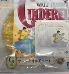 ディズニープリンセス　一番くじ　G賞アートタオルアソート& E賞キャンパスボードのサムネイル
