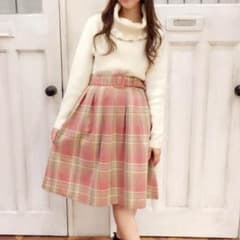 フィント♡新品 ニットのサムネイル