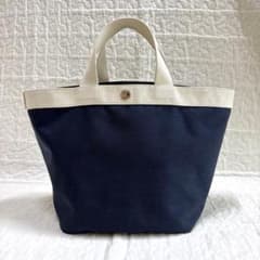 Herve Chapelier 707C コーデュラナイロン 舟型 M ネイビー Herve Chapelier 707C コーデュラナイロン 舟型 M ネイビー - メルカリ