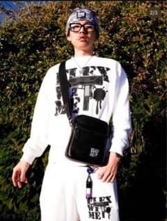 flex wit me 白スウェット Sサイズのサムネイル