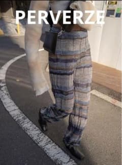 perverze wave border pants