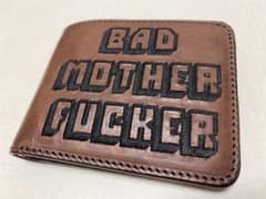 BAD MOTHER FUCKER 財布　刺繍ロゴ　パルプフィクションのサムネイル