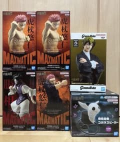 Jujutsu Kaisen prize figures and speakers - 6 items total, sold as a set.