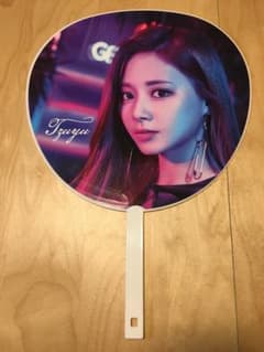 twice うちわのサムネイル