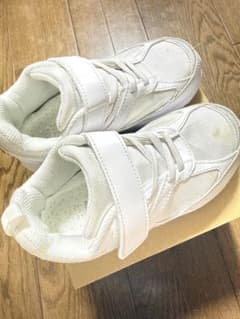 【MADFOOT!】キッズ スニーカー 白 20cmのサムネイル