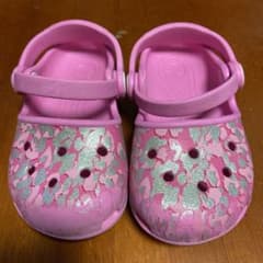 crocs カリン　キッズ サンダル　C7 15cmのサムネイル