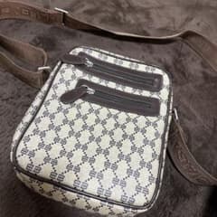 eyden 様BALENCIAGA BBロゴ PVC×レザー ショルダーバッグ eyden 様BALENCIAGA BBロゴ PVC×レザー ショルダーバッグ - メルカリ