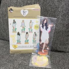 IVE 一番くじ A賞 アクリルスタンド 立ちポーズ ウォニョンのサムネイル