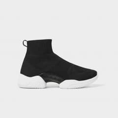 ZARA ソックススニーカーのサムネイル