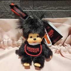 顔厳選　モンチッチ ストレンジャーシングス コラボ　ツインテール　ブラック女の子