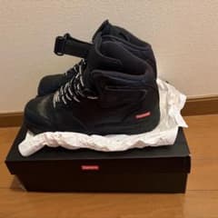 NIKE シュプリーム　エアフォース1 黒　ハイカットのサムネイル
