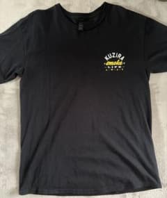 KUZIRA Smoke Life Away柄 Tシャツ ブラック Lサイズ KUZIRA smoke LIFE AWAY Tシャツ ブラック Lサイズ - メルカリ